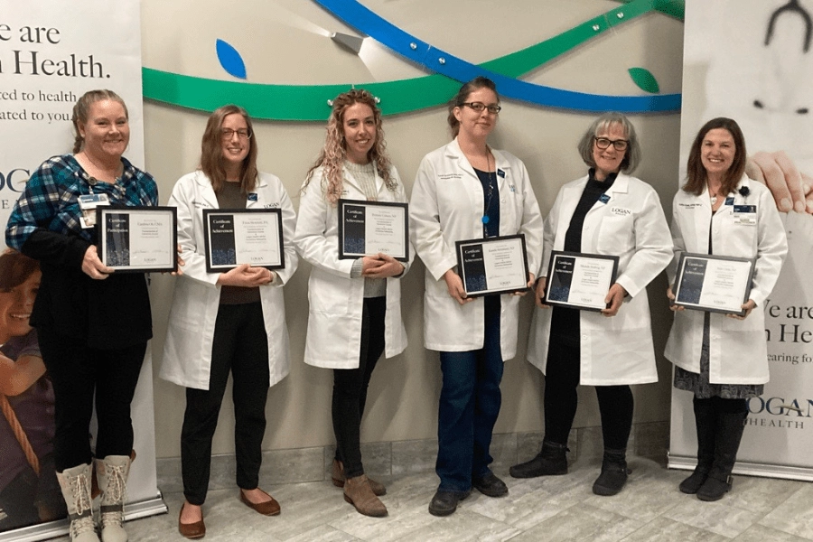 Graduates and new fellows honored at genomics fellowship reception