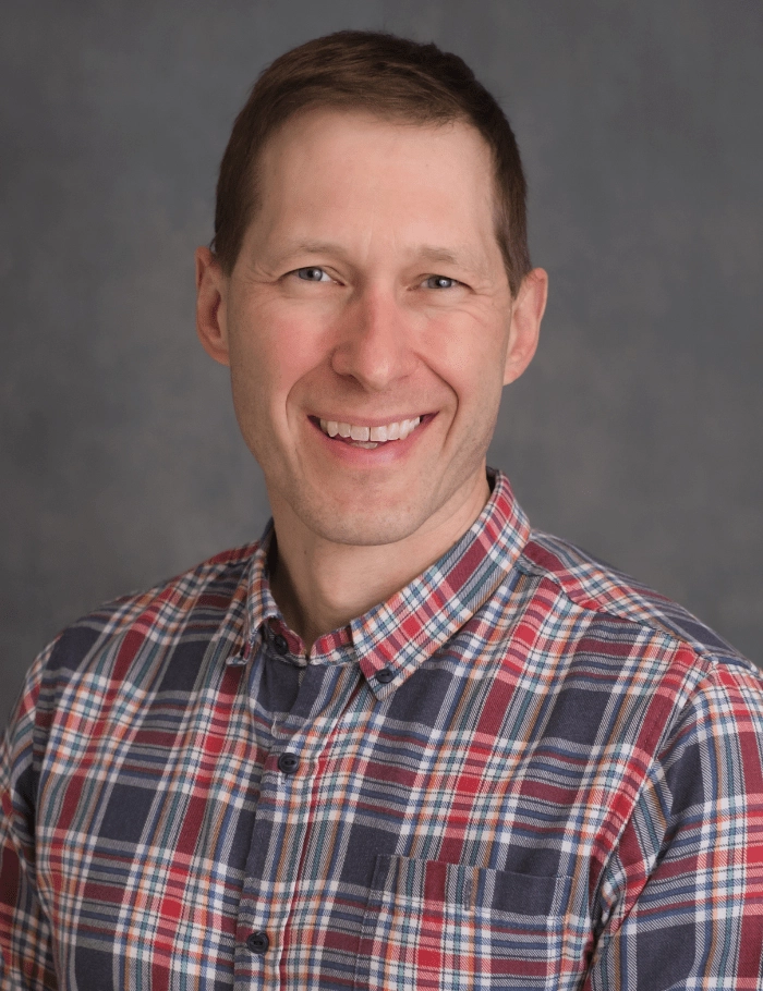 Jonathan M Anderson