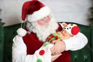 Santa at NICU PICU 2024_4