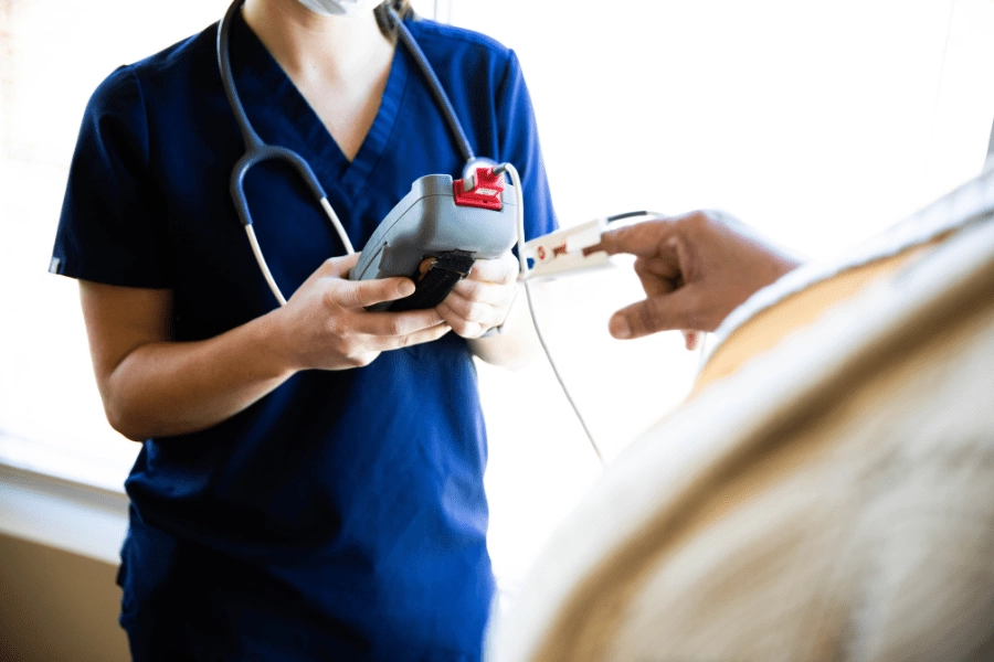 Heart and Lung - taking patient blood oxygen